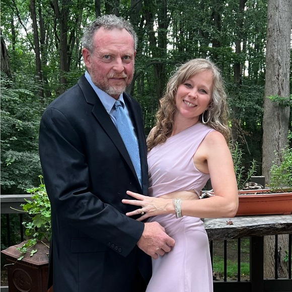 Meet your Posher, Lori - Picture 2 of 2